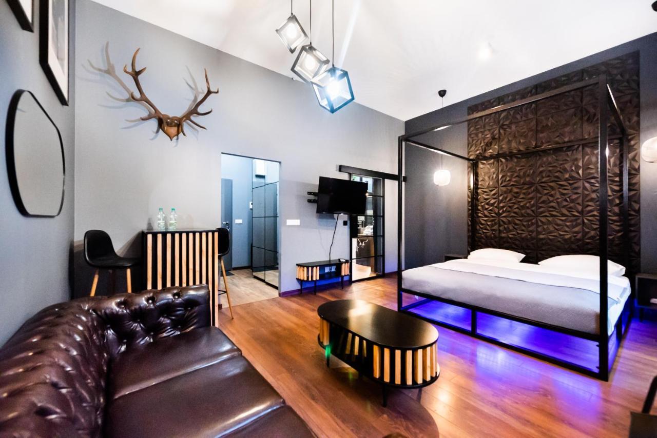 New Praga Ladies' & Gentlemen'S Apartments وارسو المظهر الخارجي الصورة
