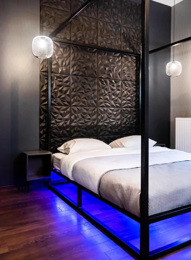 New Praga Ladies' & Gentlemen'S Apartments وارسو المظهر الخارجي الصورة